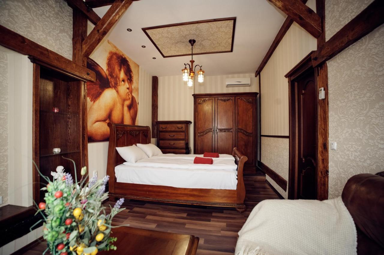 The Spirit Of Lviv In The Apartments Buitenkant foto